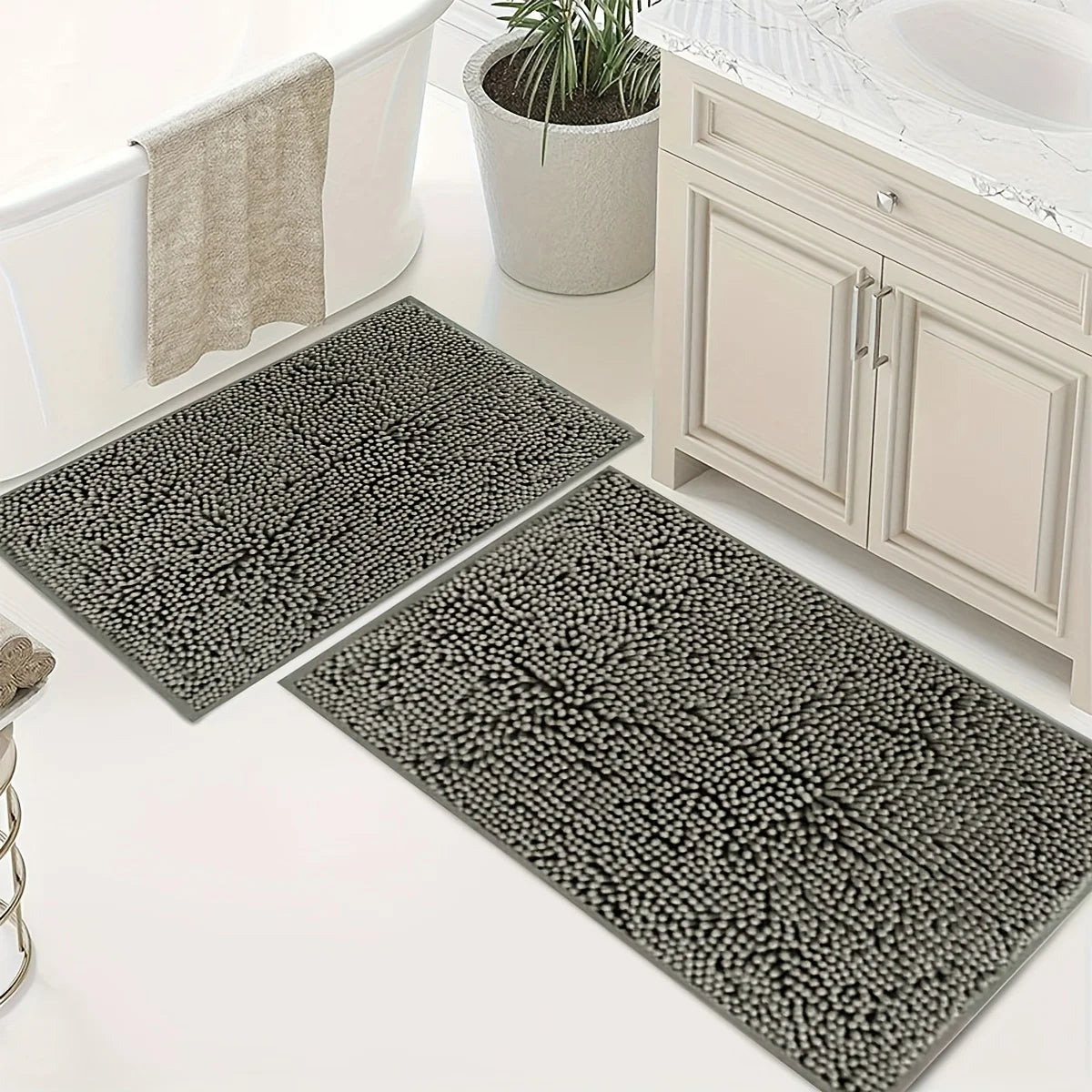 Ultra-Soft Chenille Plush Bath Mat, Super Absorbent, Machine Washable