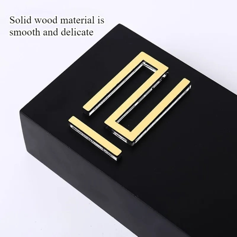 Minimalist Wooden Wall Clock For Contemporary Home Decor